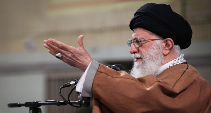 امام خامنه‌ای: درباره‌ مسائل ناموسی انقلاب مذاکره نمی‌کنیم/ «معامله قرن» ناکام خواهد ماند