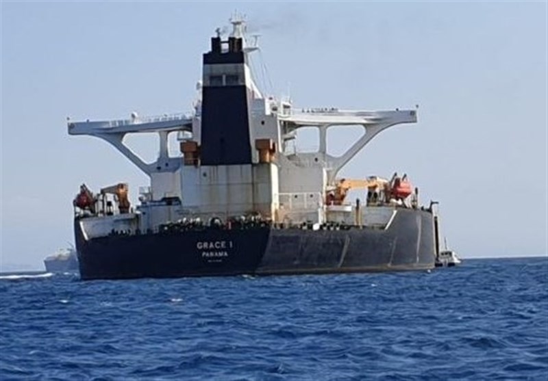 نفتکش ایرانی به مقصد یونان در حال حرکت است